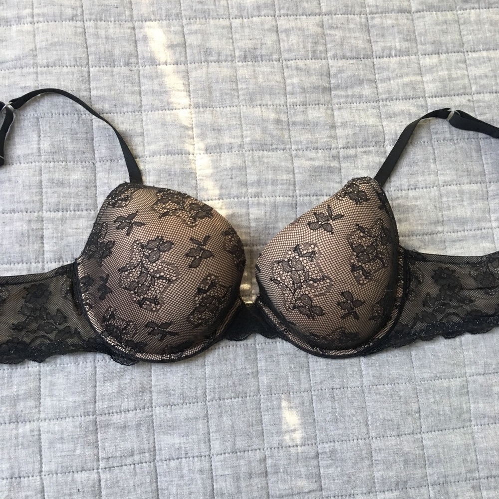 Victoria’s Secret Biofit Demi Uplift Bra